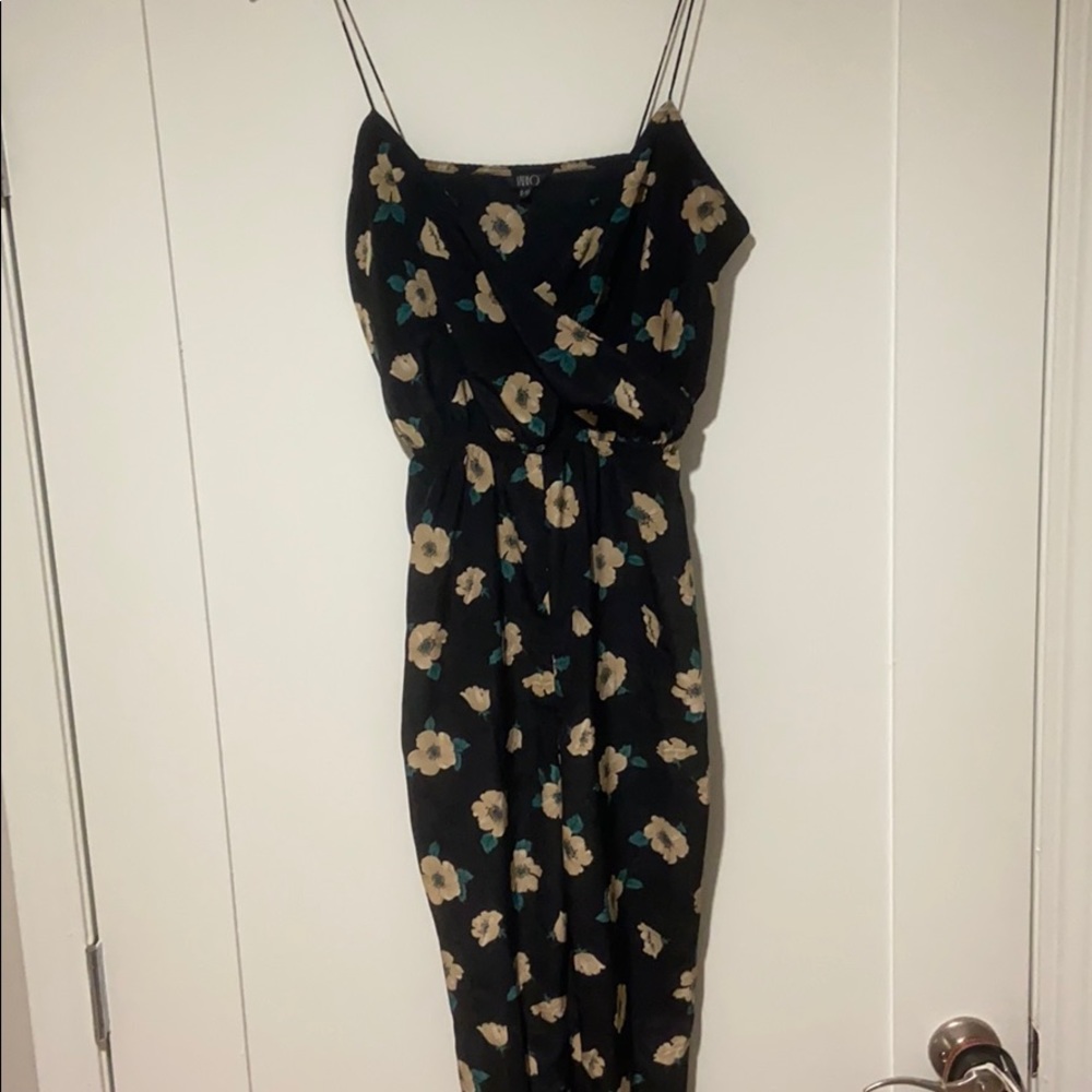 Floral jumpsuit size s